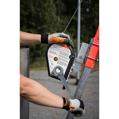 SKYLOTEC  JACKPOD WINCH 1 incl. 18 m steel cable and carabiner JP-008-1